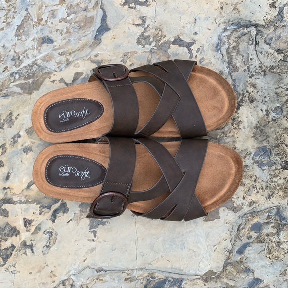 Eurosofft by Sofft brown womens sandals - Picture 2 of 6